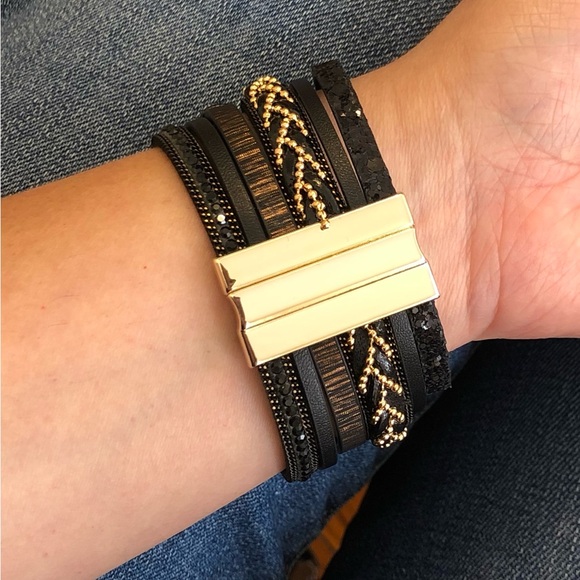 Evil Eye Multilayer faux Leather Bracelet - Picture 4 of 4